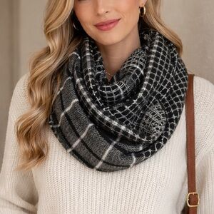 NWT Maurices Infinity Scarf Black and White Patterned sweater knit multi-way